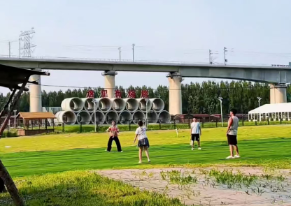 沈阳巴适去野露营地和小泥人票务系统合作,解决露营地选择/营地线上预约/多次出入园等问题
