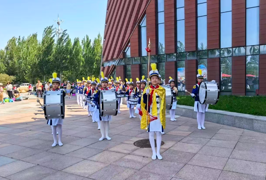 沈阳国际青少年活动中心与小泥人签约多商户售检票系统升级改造，新增售检票设备
